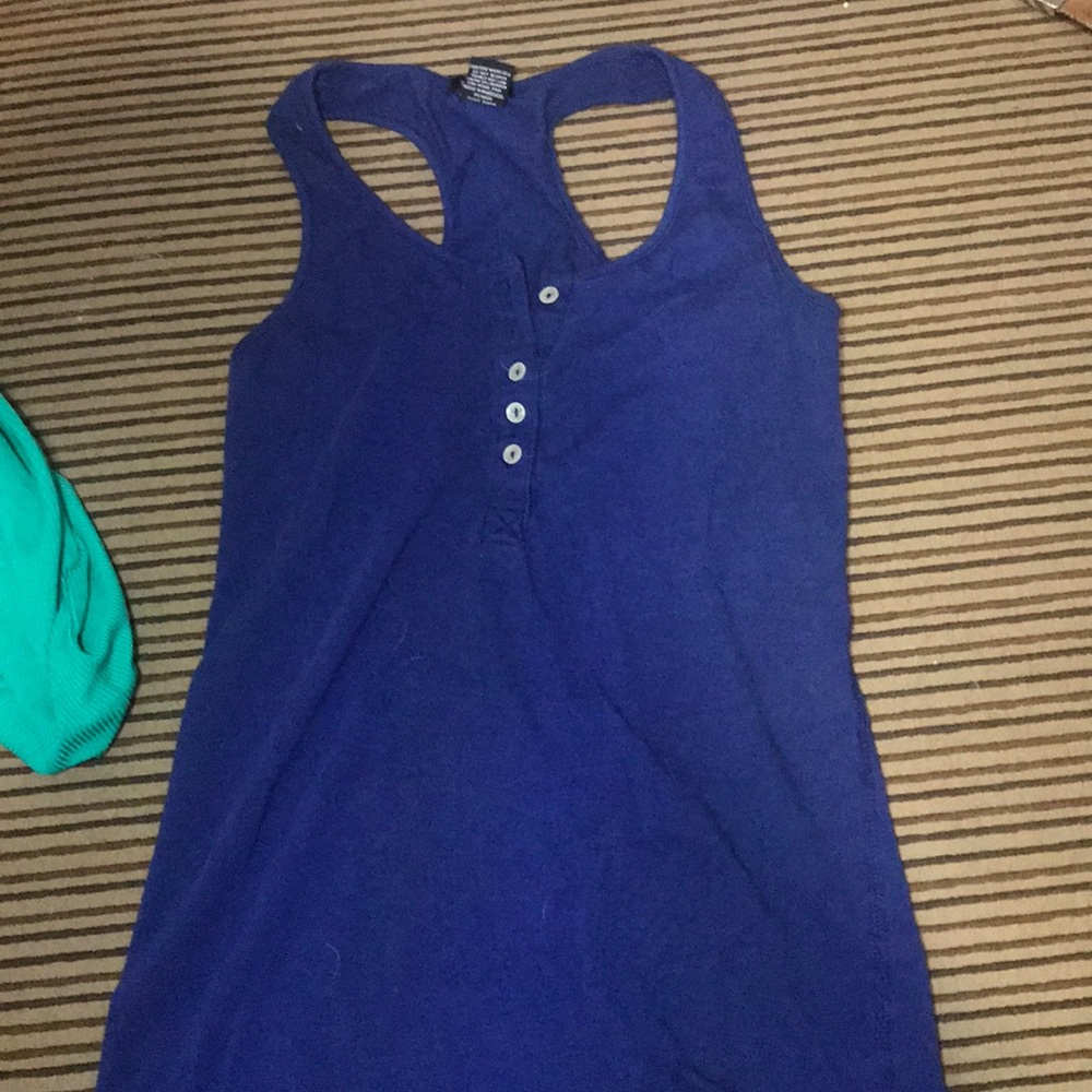 Medium navy tank top
